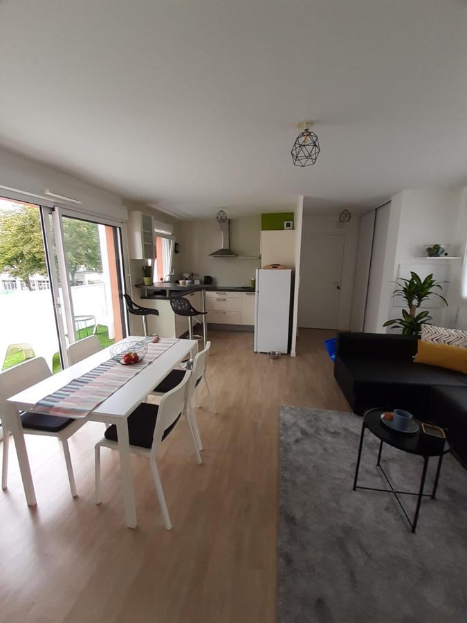 Residence Appart Centre Ville Lorient Calme Garage Exterior foto